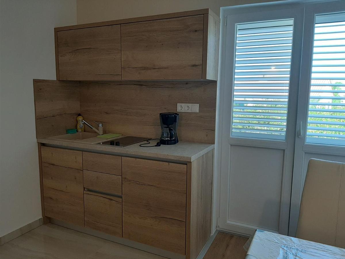 Apartments Edo Novalja Ngoại thất bức ảnh