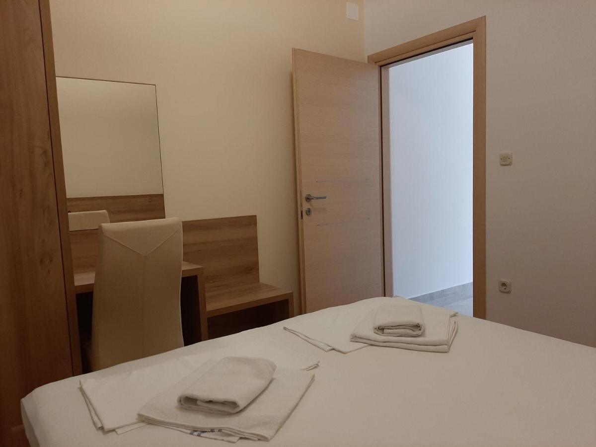 Apartments Edo Novalja Ngoại thất bức ảnh