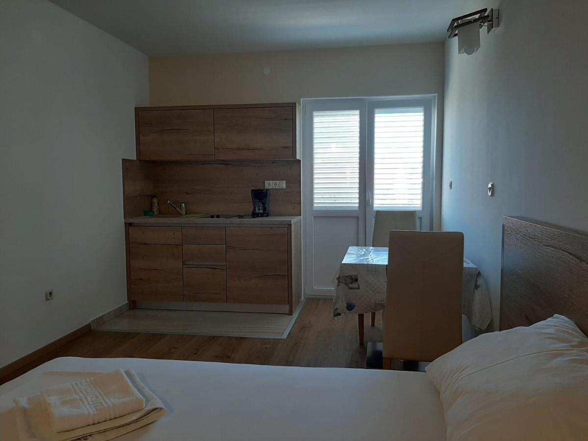Apartments Edo Novalja Ngoại thất bức ảnh