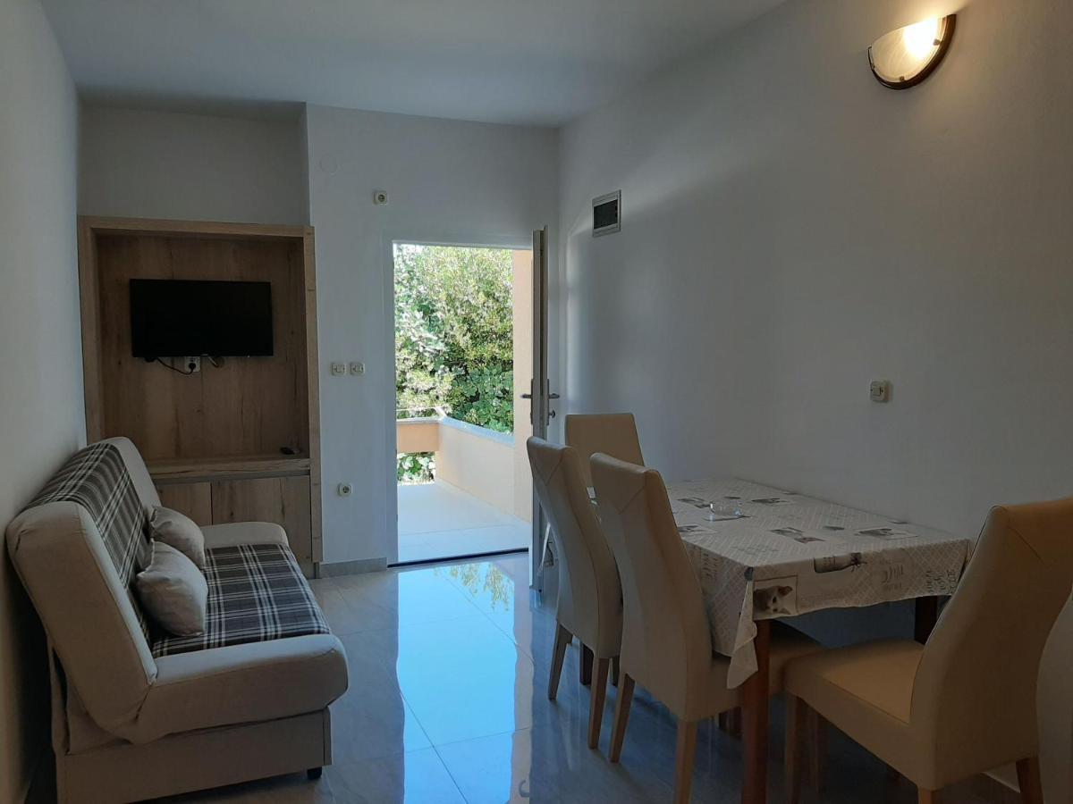 Apartments Edo Novalja Ngoại thất bức ảnh
