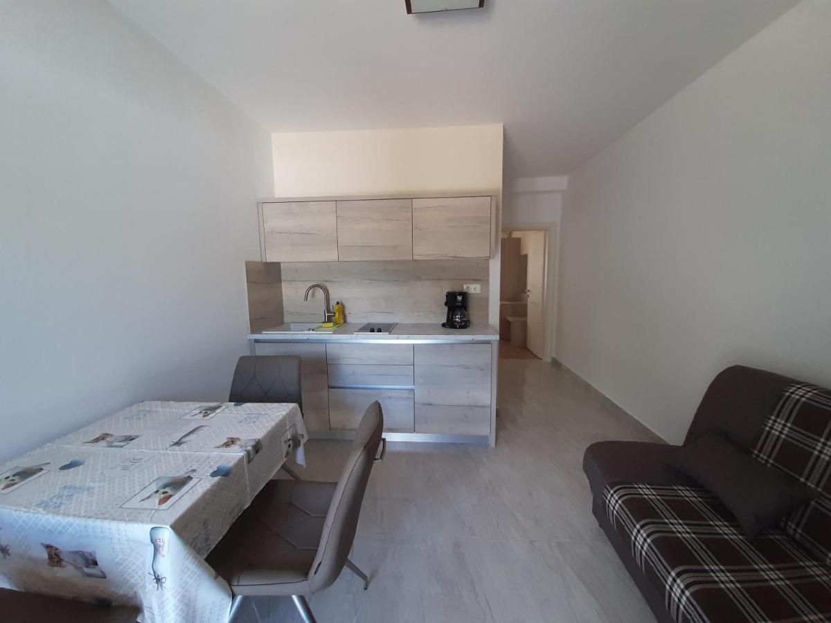 Apartments Edo Novalja Ngoại thất bức ảnh